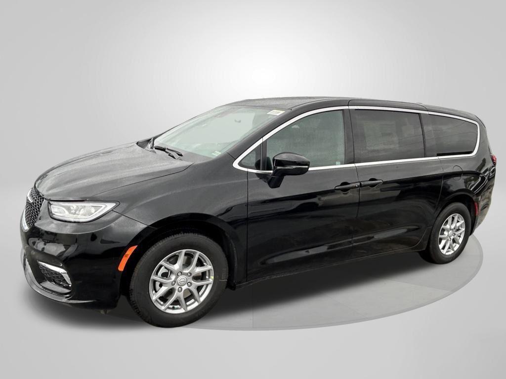 new 2026 Chrysler Pacifica car, priced at $42,665