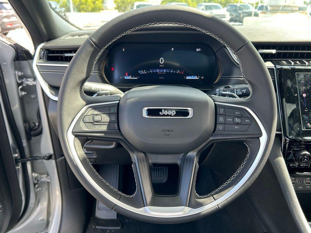 new 2024 Jeep Grand Cherokee L car, priced at $32,408