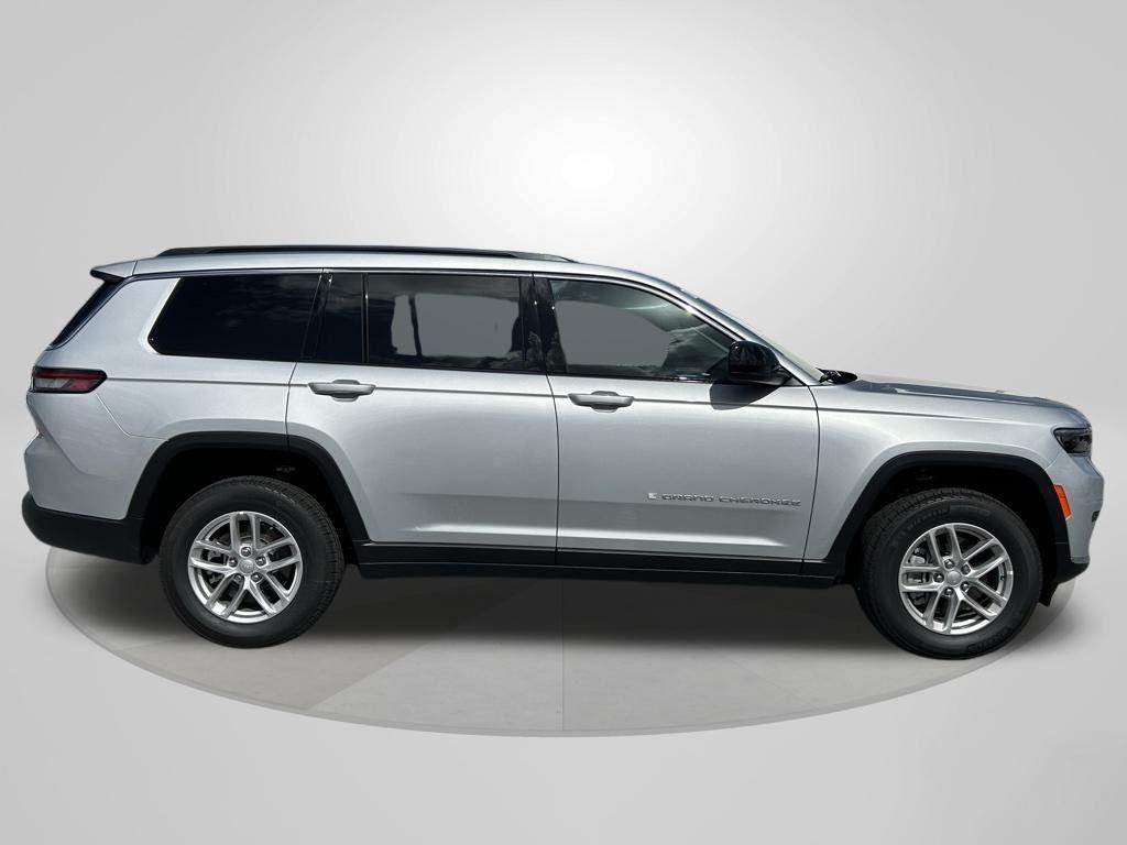 new 2024 Jeep Grand Cherokee L car, priced at $32,408