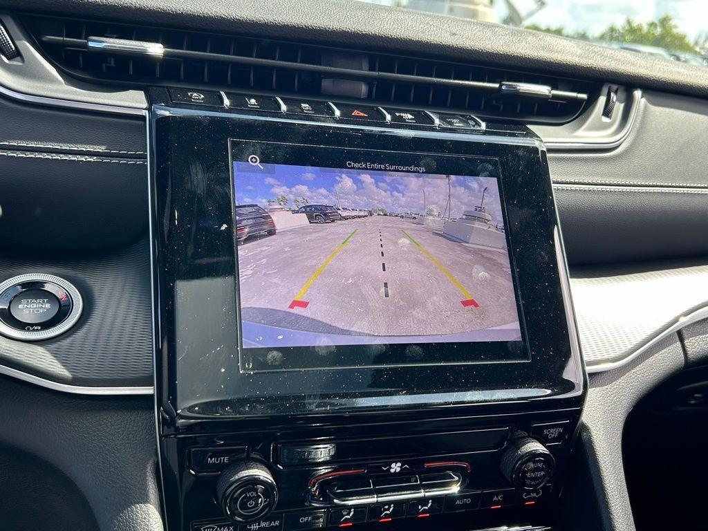 new 2024 Jeep Grand Cherokee L car, priced at $32,408