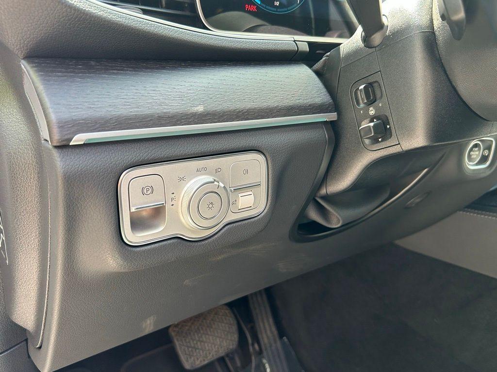 used 2022 Mercedes-Benz GLE 350 car, priced at $38,340