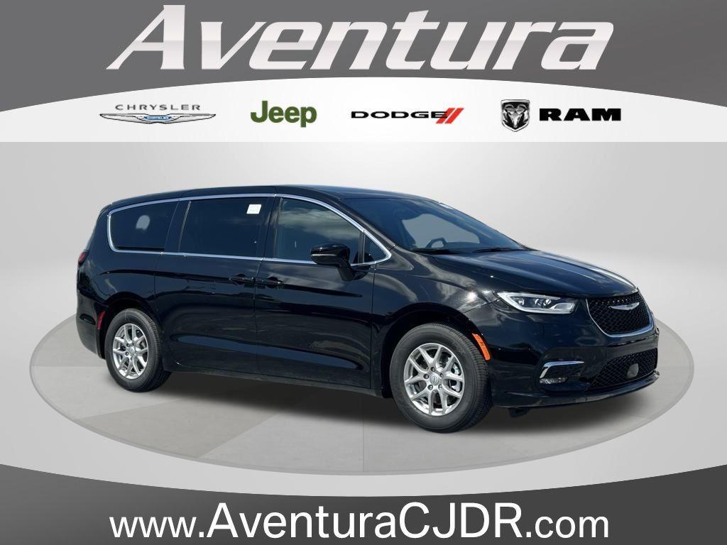 new 2025 Chrysler Pacifica car, priced at $49,090