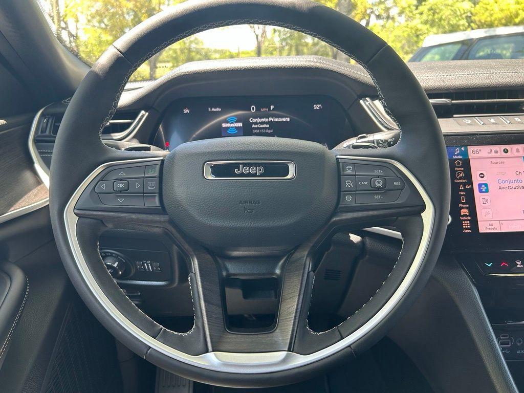 used 2026 Jeep Grand Cherokee car, priced at $37,845