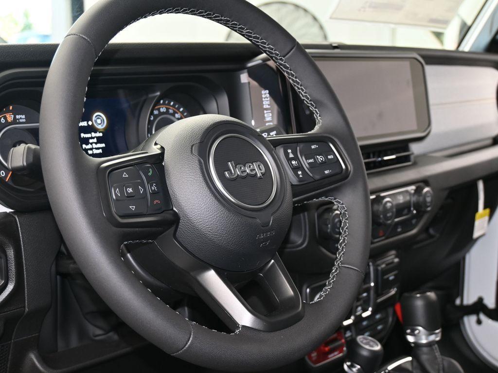 new 2026 Jeep Gladiator car, priced at $47,059