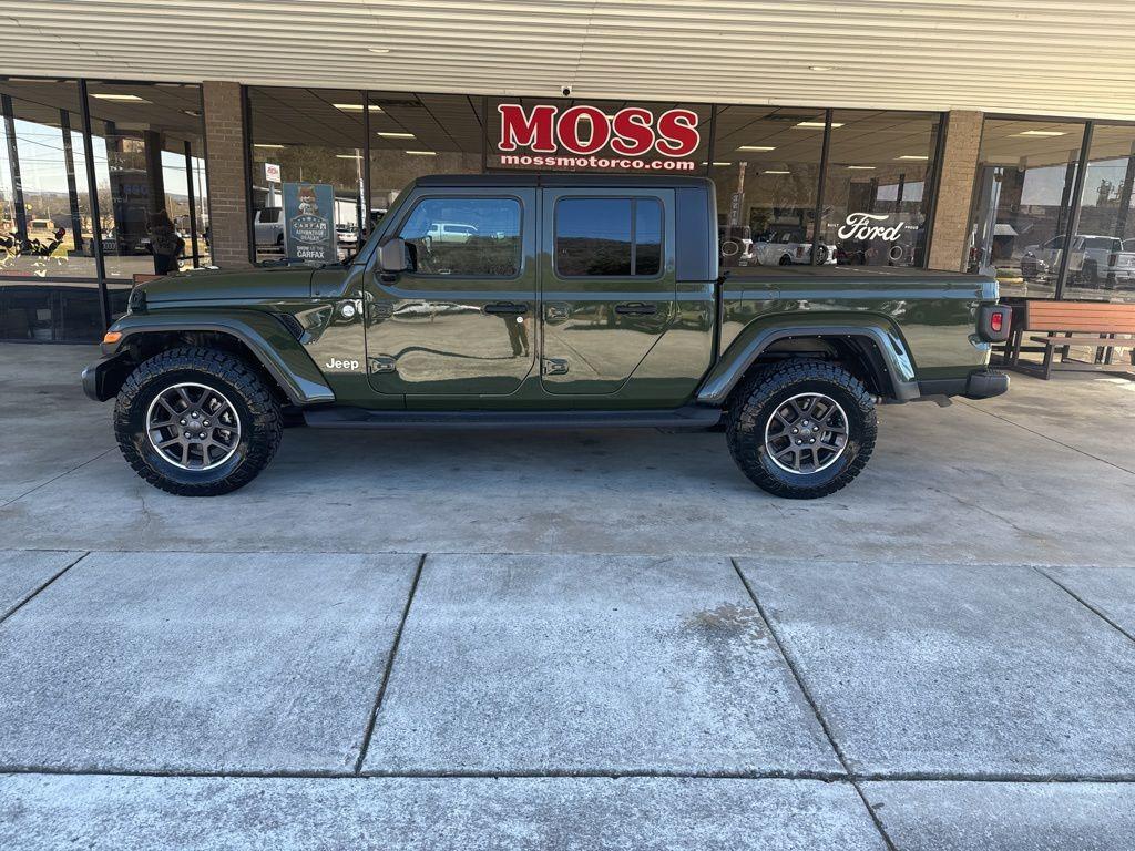 used 2021 Jeep Gladiator car, priced at $29,000