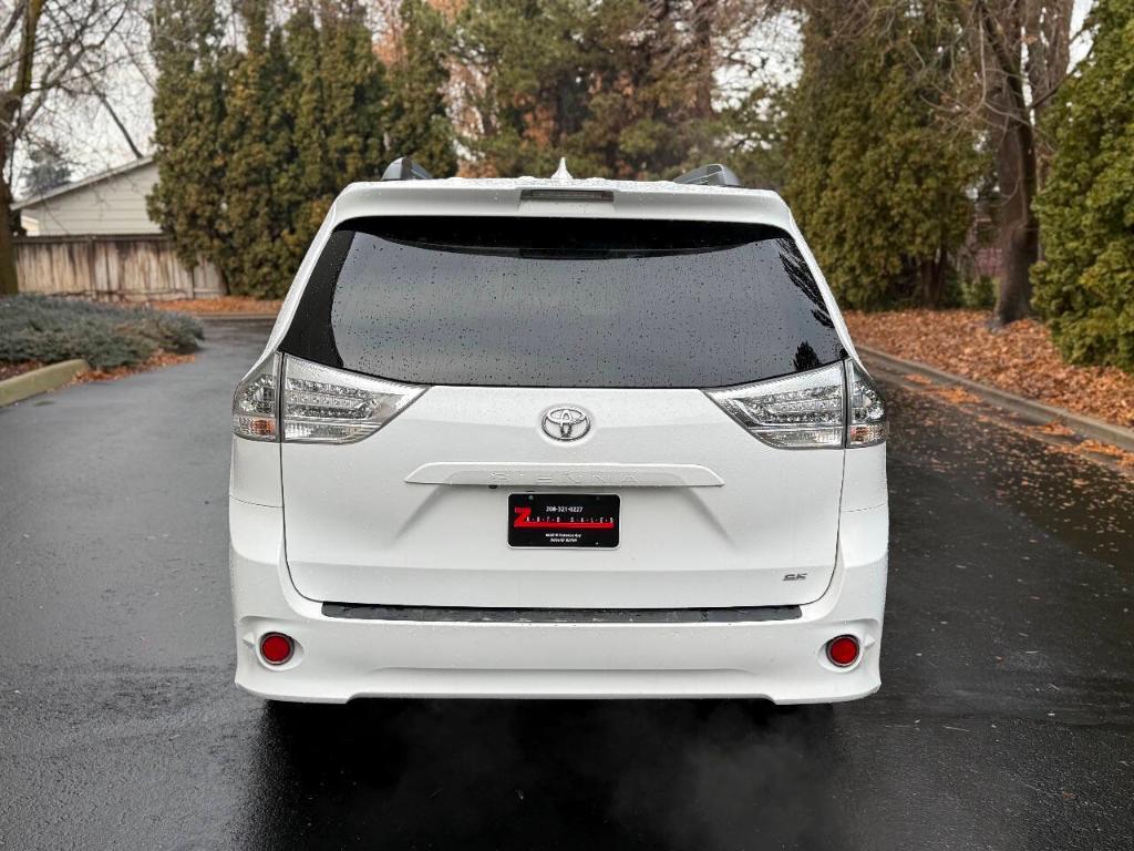 used 2018 Toyota Sienna car, priced at $19,900