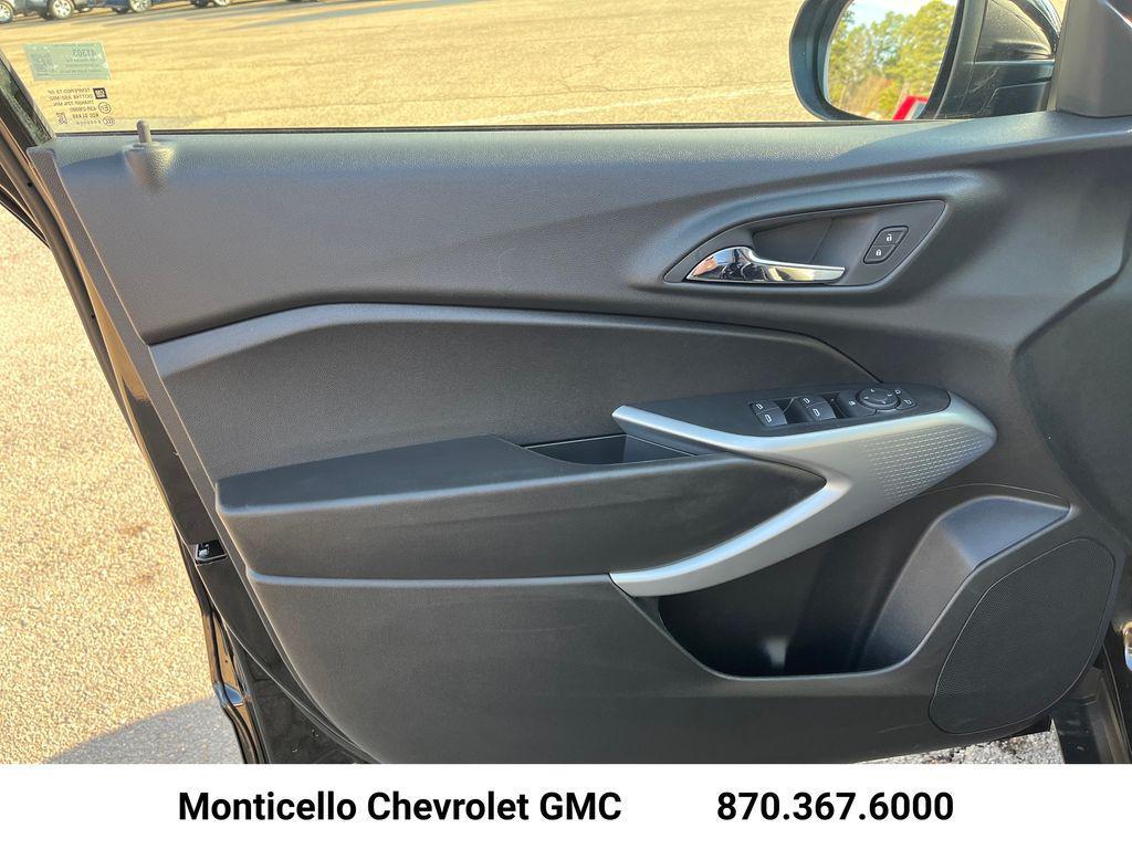 new 2026 Chevrolet Trax car, priced at $25,150