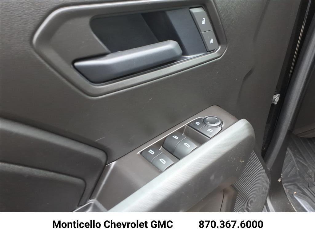 new 2025 Chevrolet Colorado car, priced at $39,615