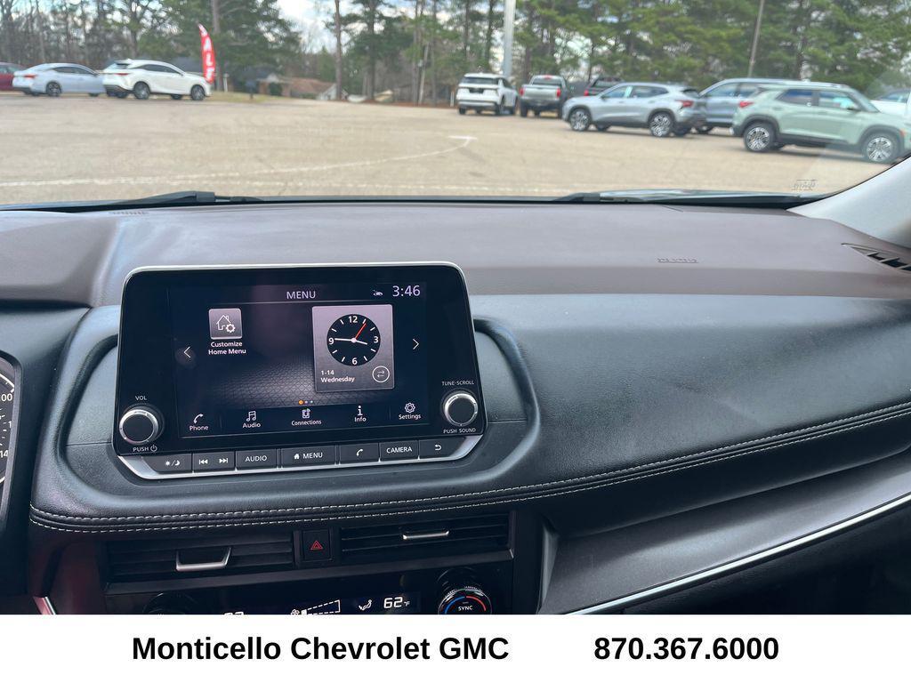 used 2023 Nissan Rogue car, priced at $20,995