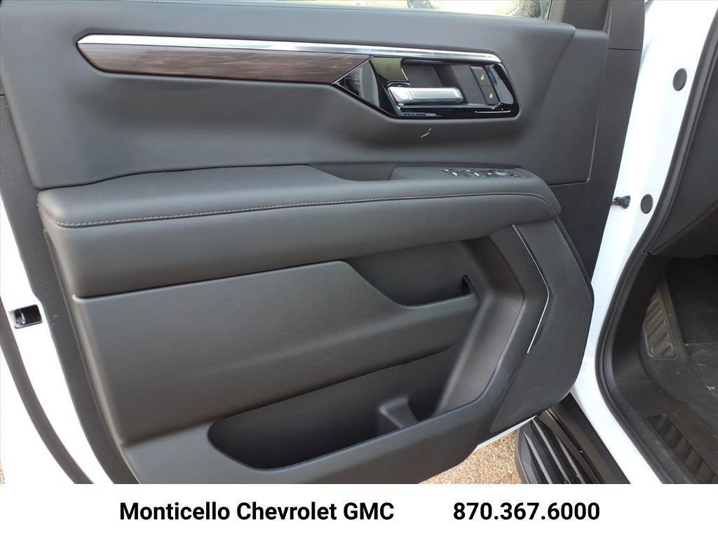 new 2026 Chevrolet Suburban car, priced at $63,796