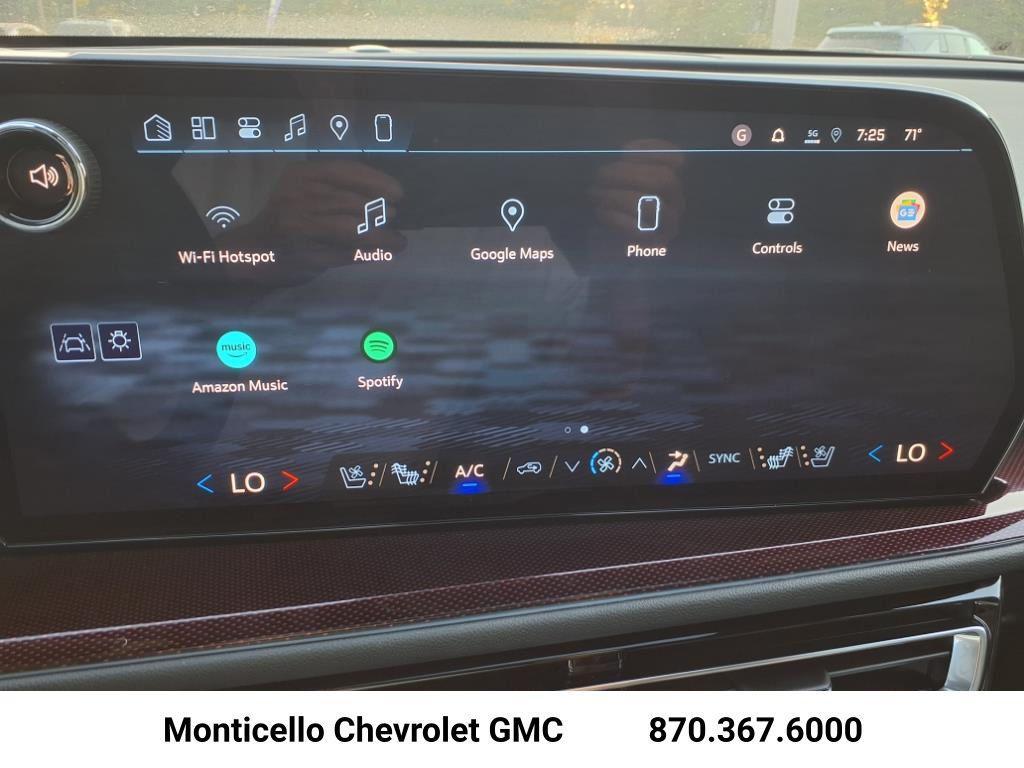 new 2026 Chevrolet Traverse car, priced at $56,274