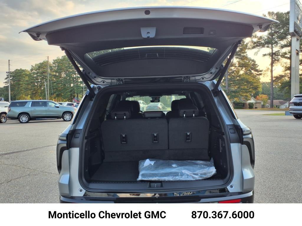 new 2026 Chevrolet Traverse car, priced at $56,274