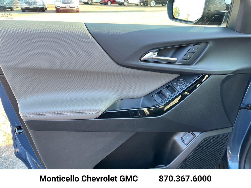 new 2026 Chevrolet Equinox car, priced at $32,874