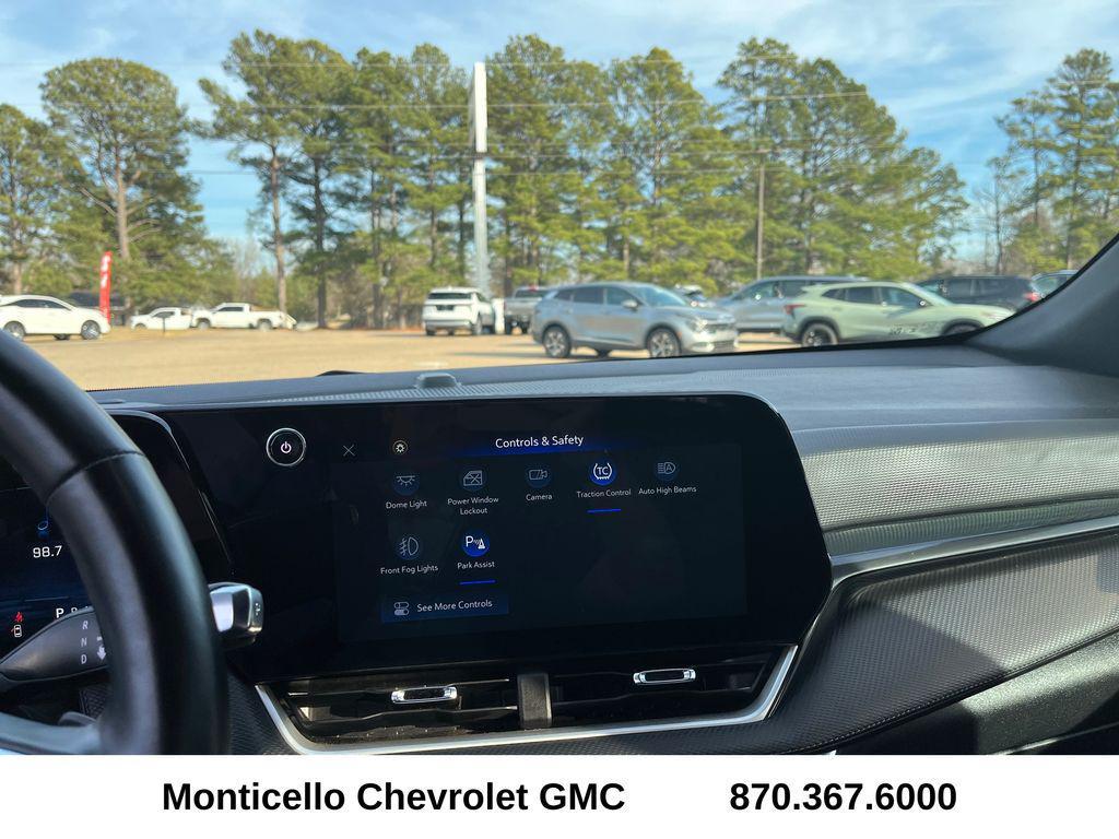 used 2025 Chevrolet Equinox car, priced at $25,399