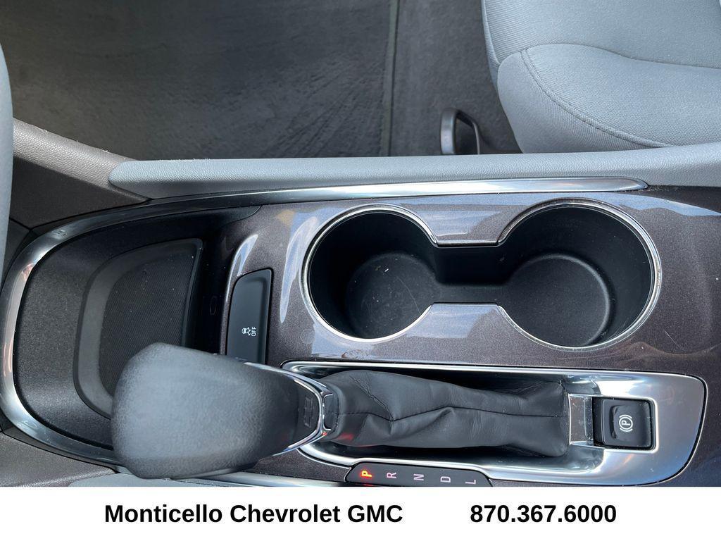 used 2023 Chevrolet Malibu car, priced at $19,999