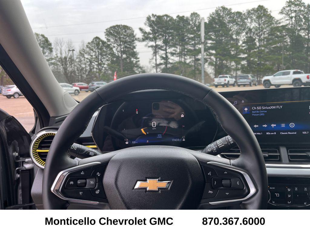 used 2025 Chevrolet Trax car, priced at $22,699