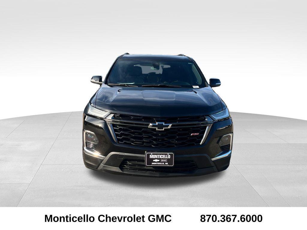used 2022 Chevrolet Traverse car, priced at $29,495