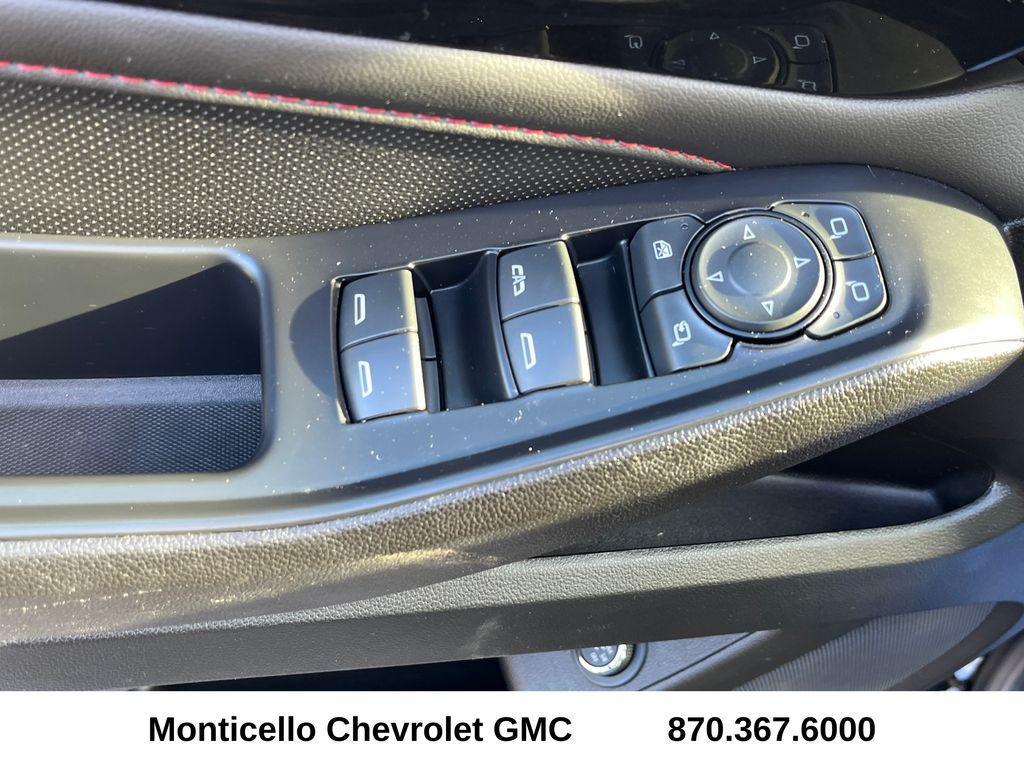 used 2022 Chevrolet Traverse car, priced at $29,495