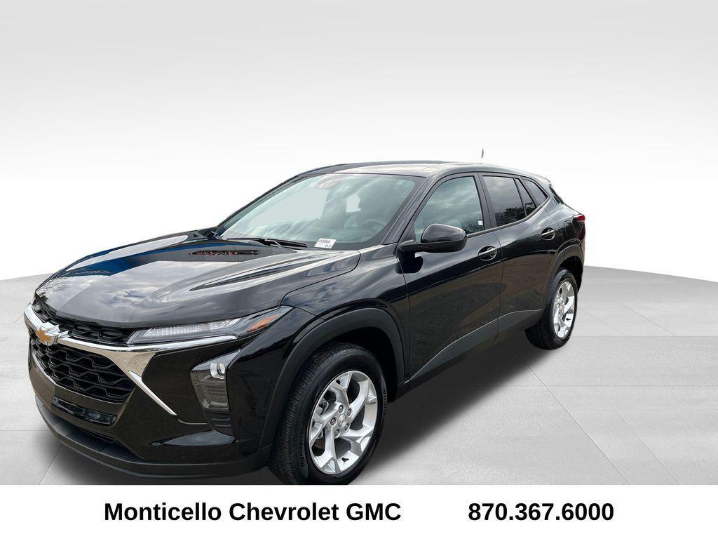 used 2025 Chevrolet Trax car, priced at $22,229