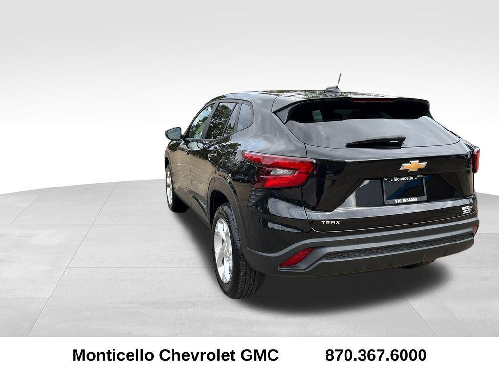 used 2025 Chevrolet Trax car, priced at $22,229