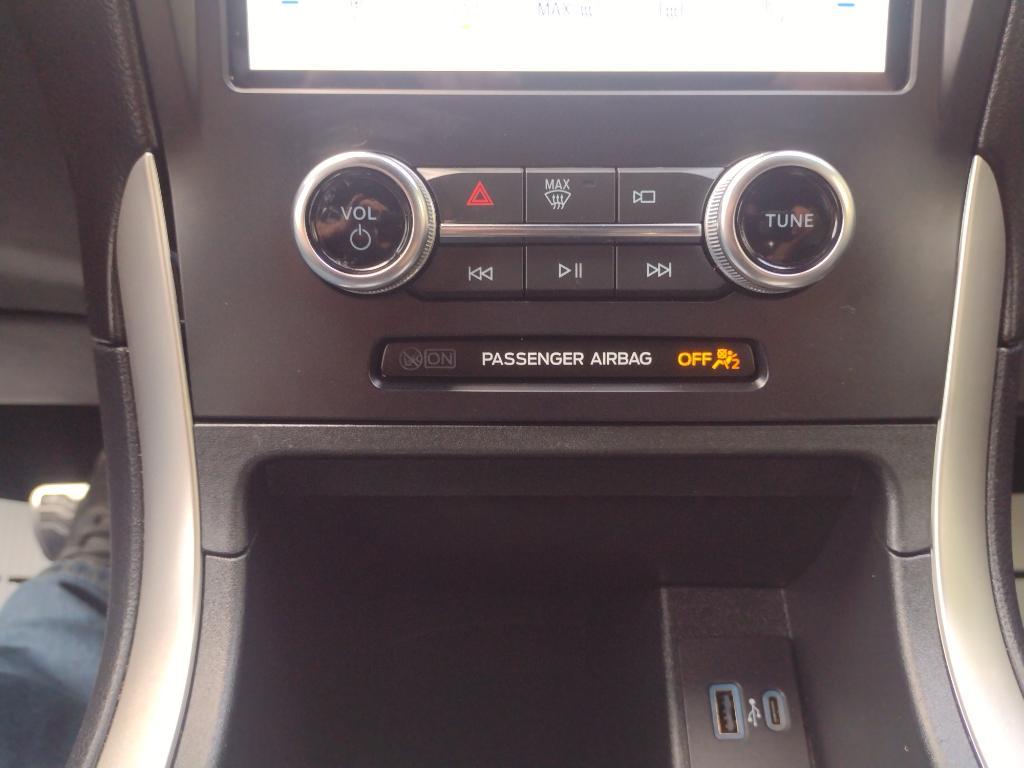 used 2024 Ford Edge car, priced at $31,650