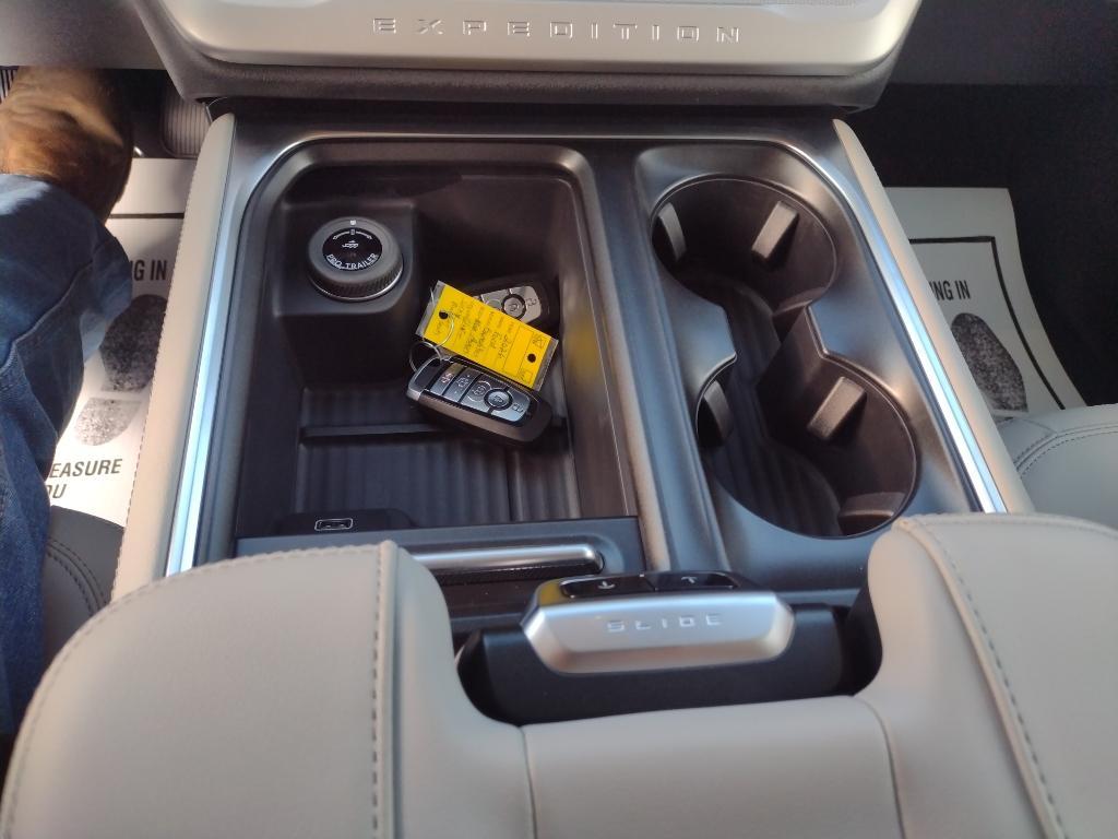new 2026 Ford Expedition Max car