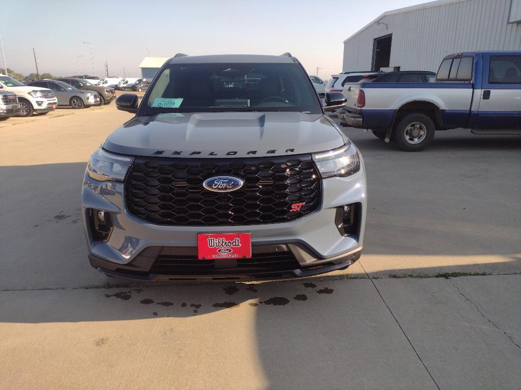 new 2025 Ford Explorer car, priced at $62,180