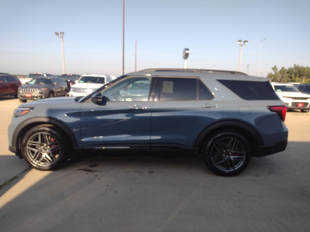 new 2025 Ford Explorer car, priced at $62,180