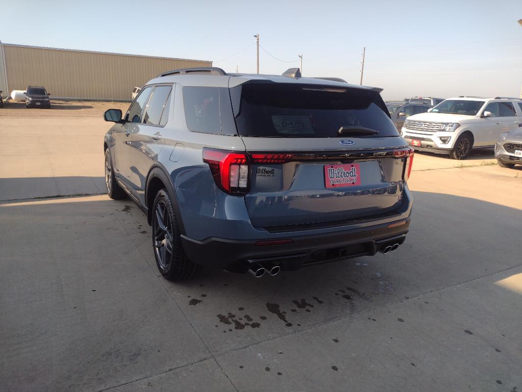 new 2025 Ford Explorer car, priced at $62,180