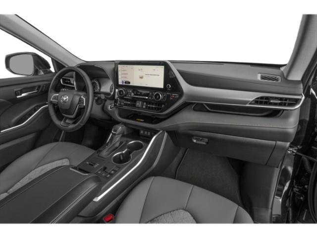 used 2023 Toyota Highlander Hybrid car, priced at $43,995