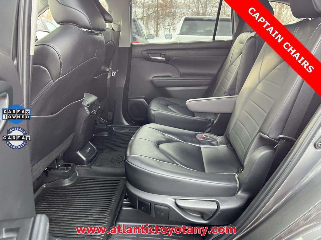 used 2023 Toyota Highlander car, priced at $37,495