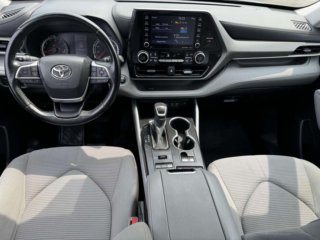 used 2022 Toyota Highlander car, priced at $30,795