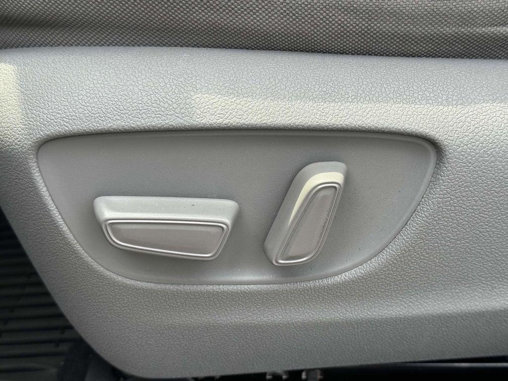 used 2022 Toyota Highlander car, priced at $30,795