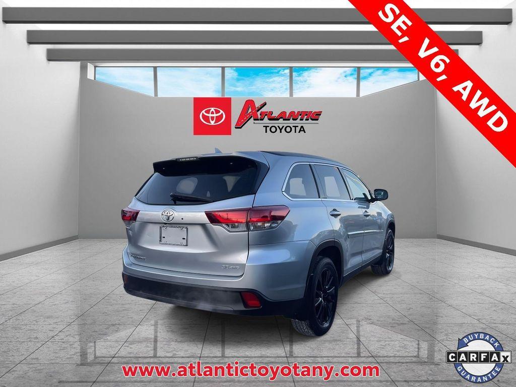 used 2019 Toyota Highlander car, priced at $26,990