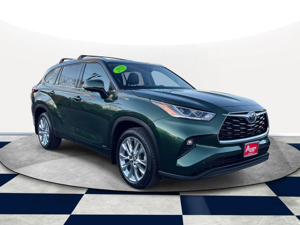 used 2023 Toyota Highlander Hybrid car, priced at $42,998