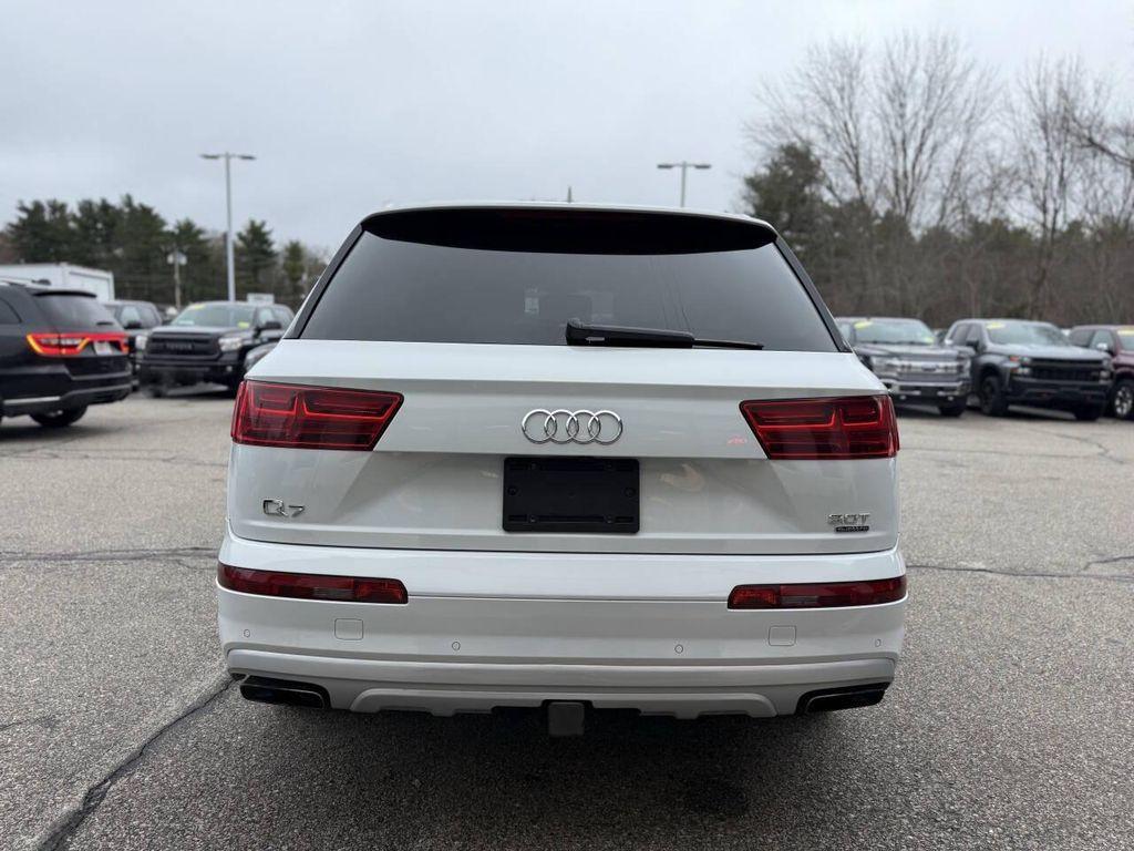 used 2018 Audi Q7 car, priced at $15,789