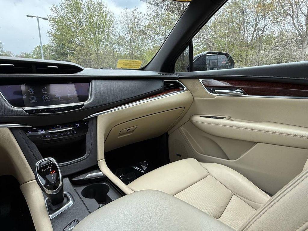 used 2018 Cadillac XT5 car, priced at $16,991