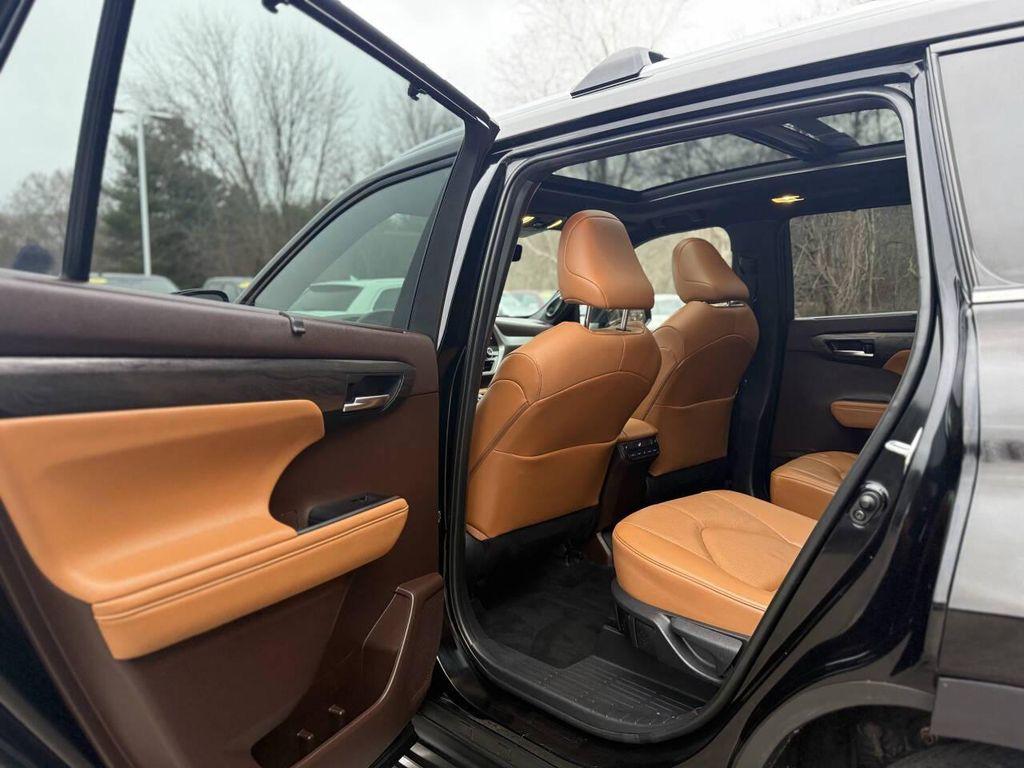 used 2022 Toyota Highlander car, priced at $33,991