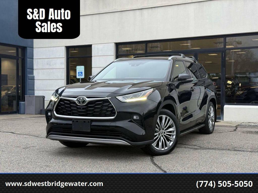 used 2022 Toyota Highlander car, priced at $34,991