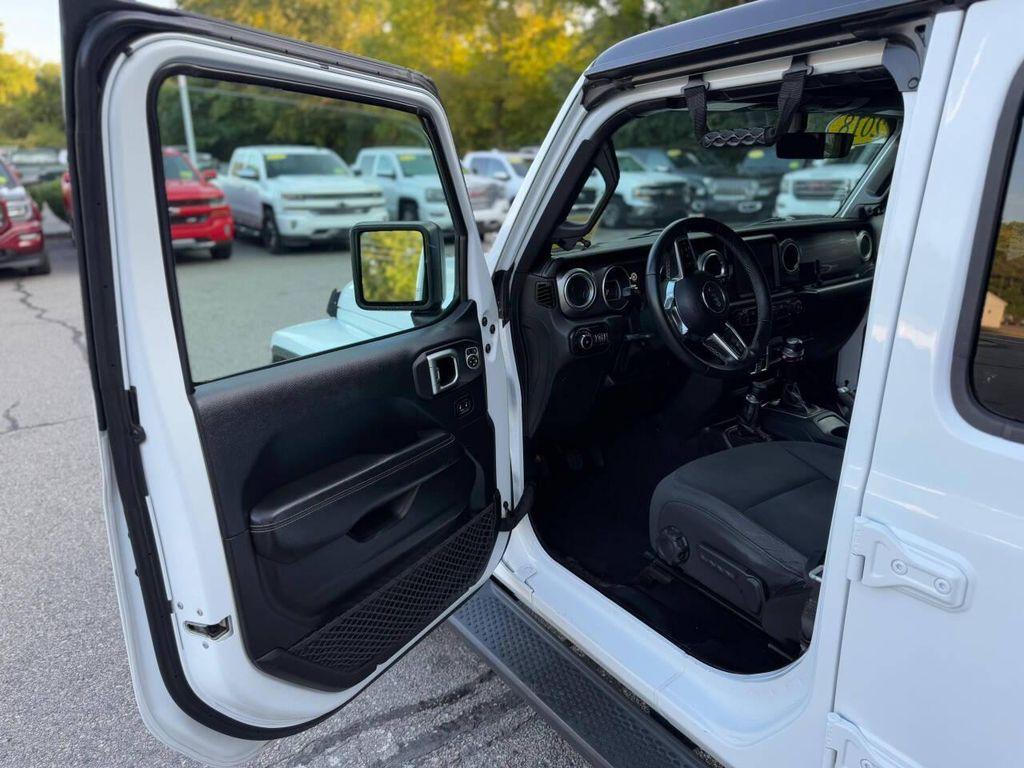 used 2018 Jeep Wrangler Unlimited car, priced at $20,991