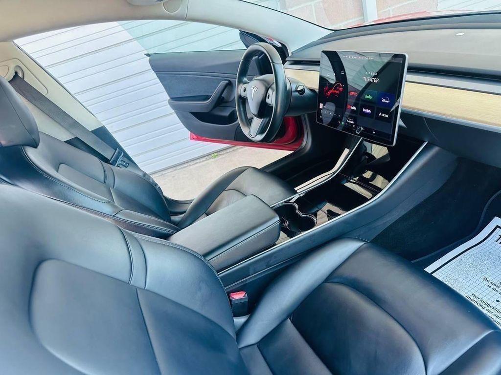 Tesla Model 3 view 16