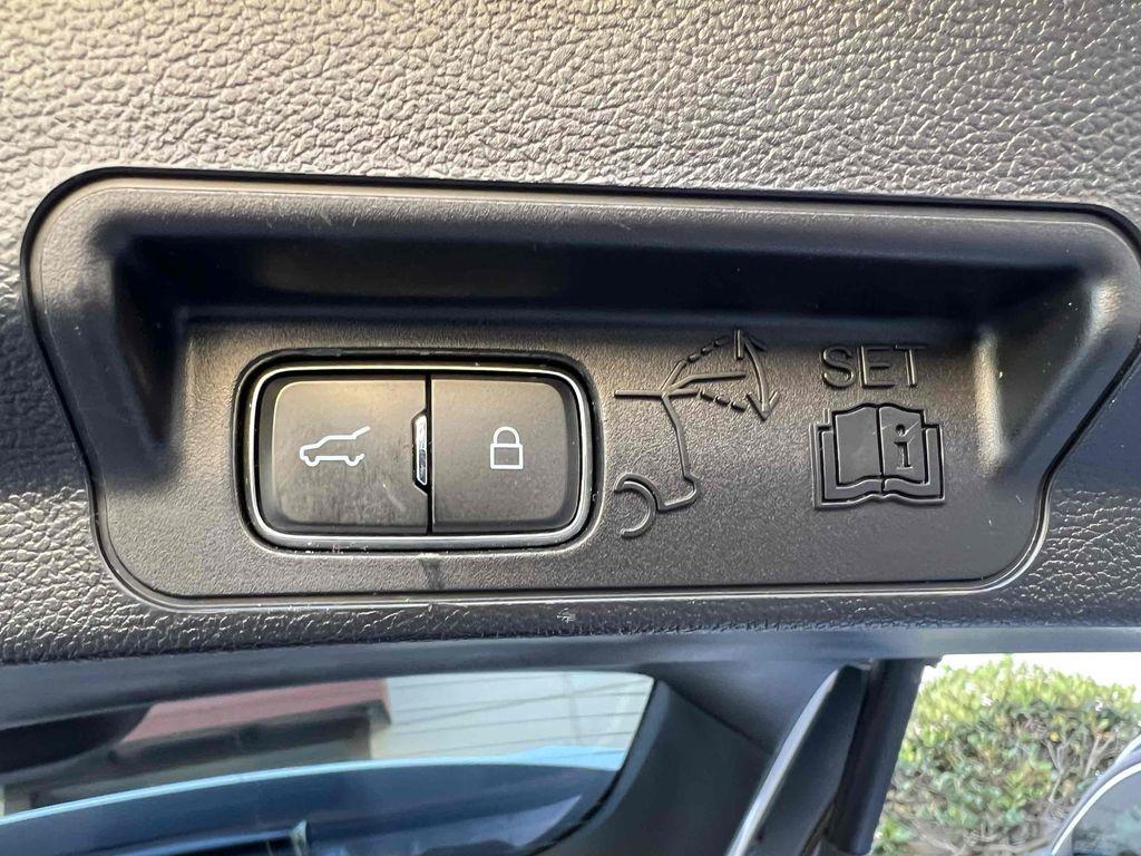 used 2021 Ford Explorer car, priced at $22,990