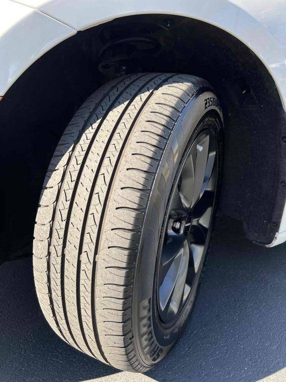 used 2021 Chrysler Pacifica car, priced at $16,700