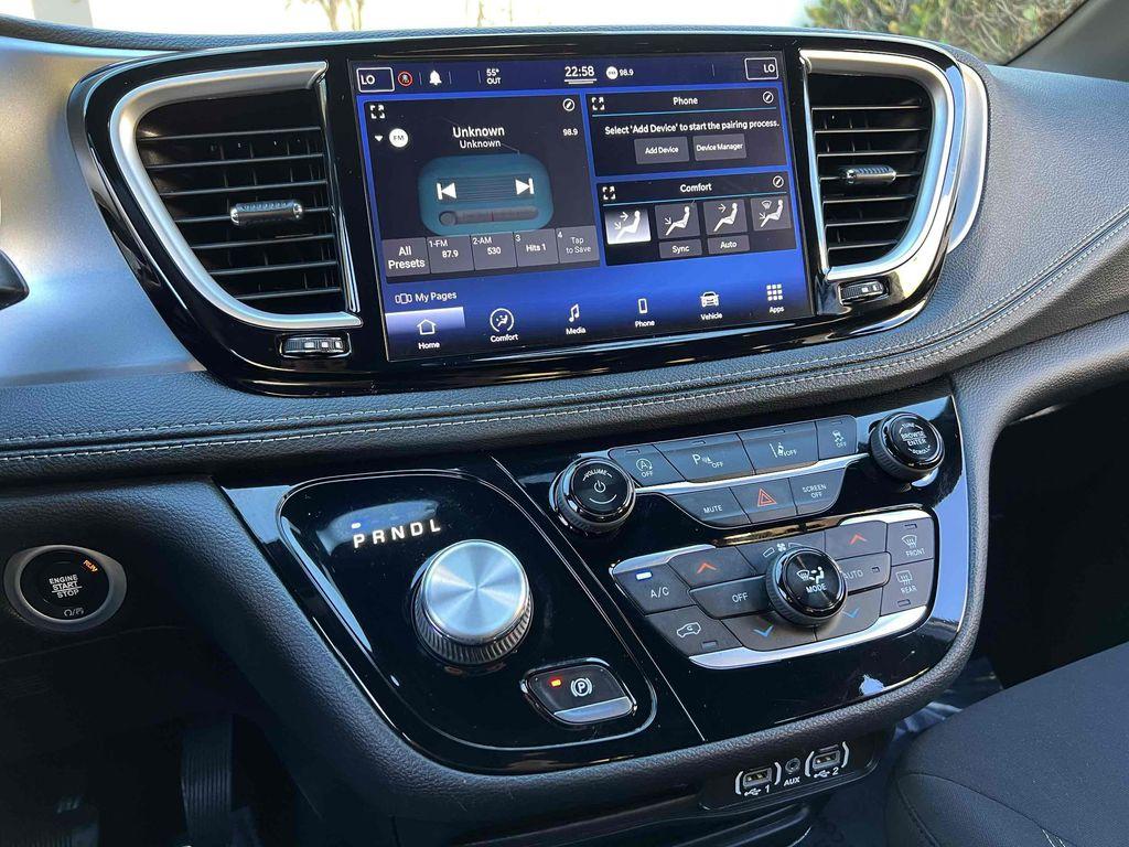 used 2021 Chrysler Pacifica car, priced at $16,700