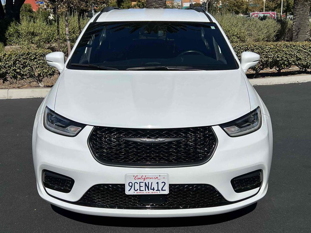 used 2021 Chrysler Pacifica car, priced at $16,700