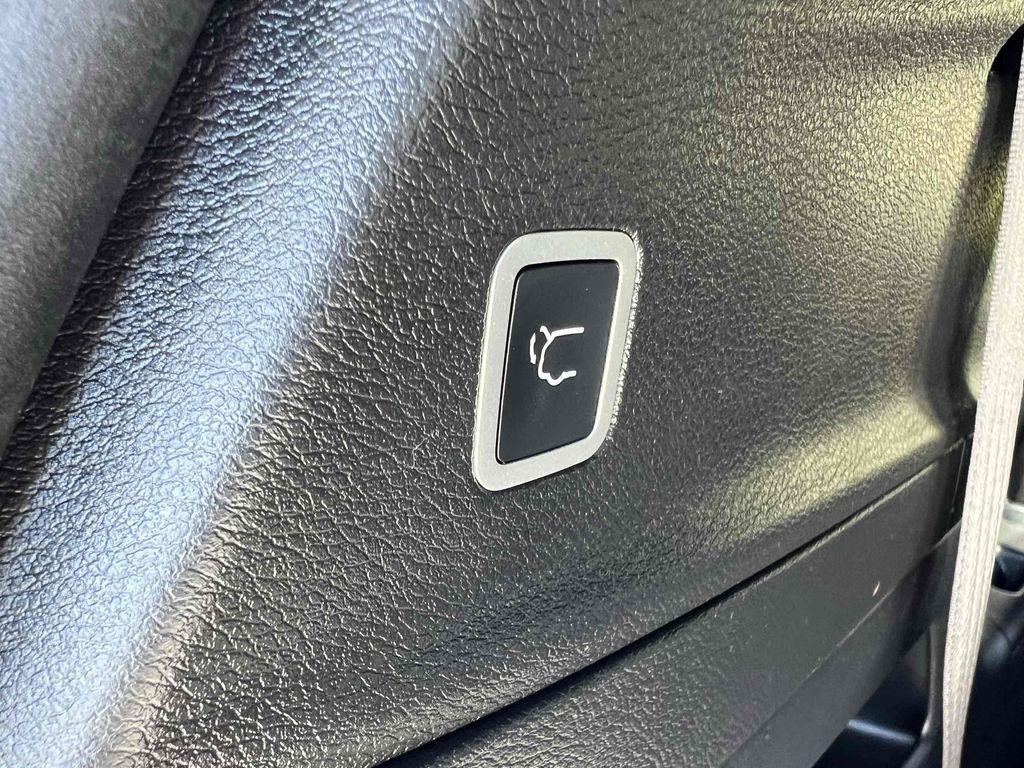 used 2021 Chrysler Pacifica car, priced at $16,700