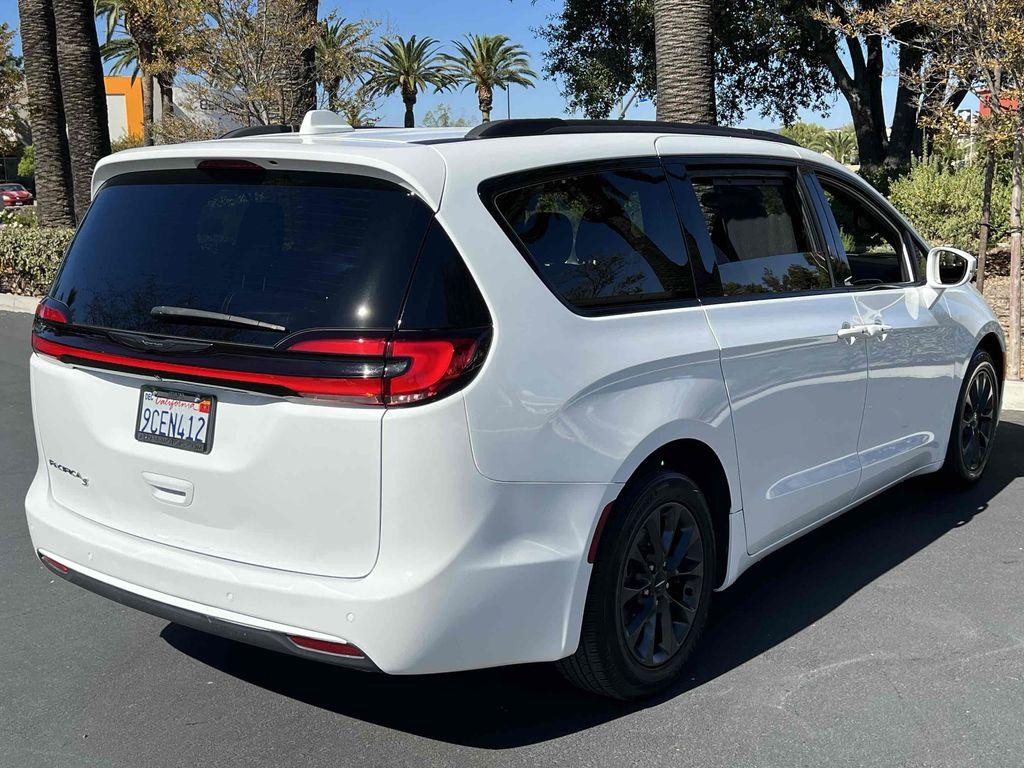 used 2021 Chrysler Pacifica car, priced at $16,700