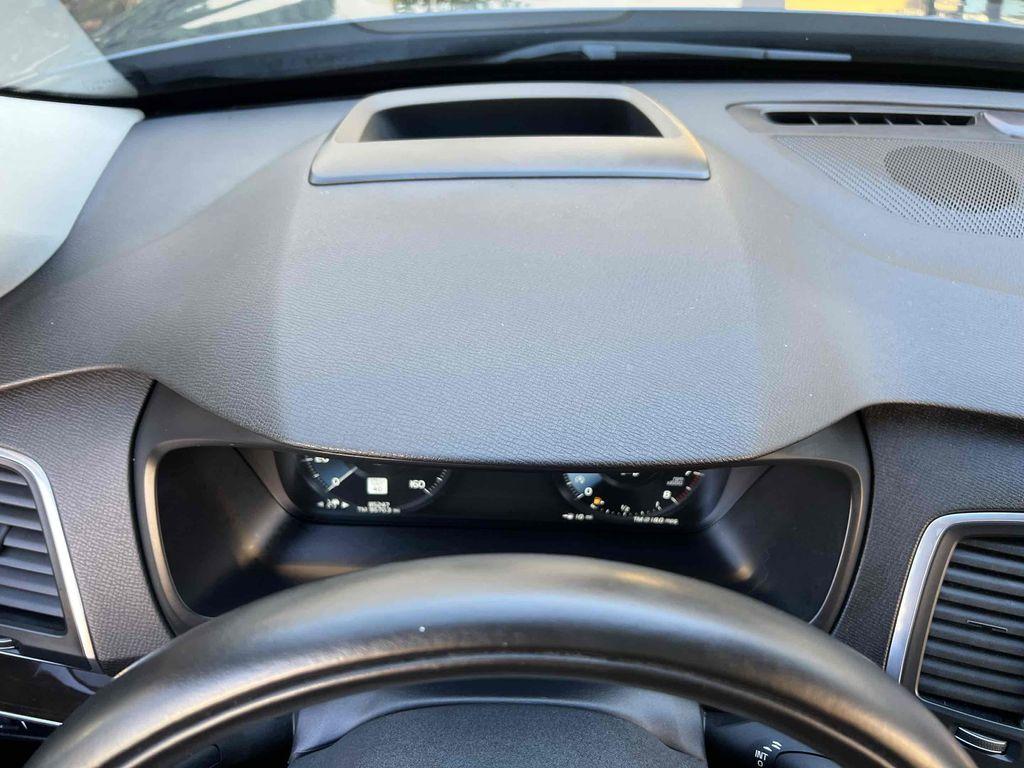 used 2019 Volvo XC90 car, priced at $18,990