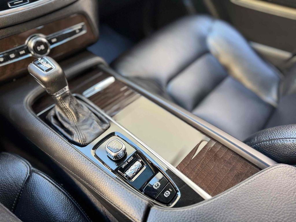 used 2019 Volvo XC90 car, priced at $18,990