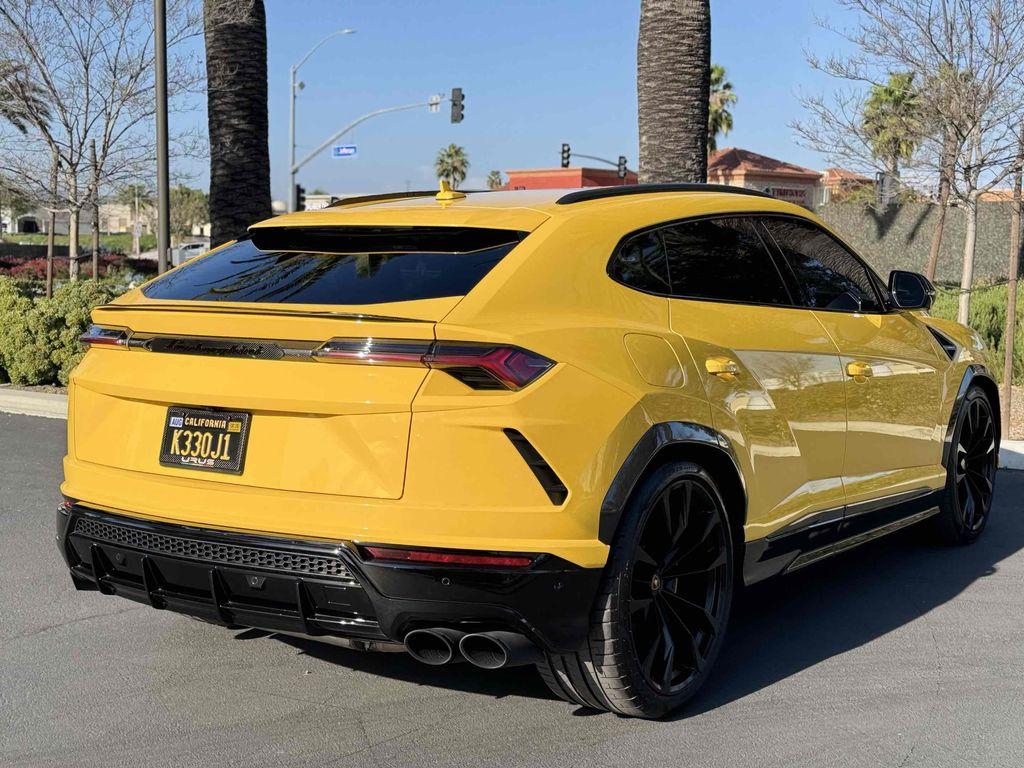 used 2021 Lamborghini Urus car, priced at $188,990